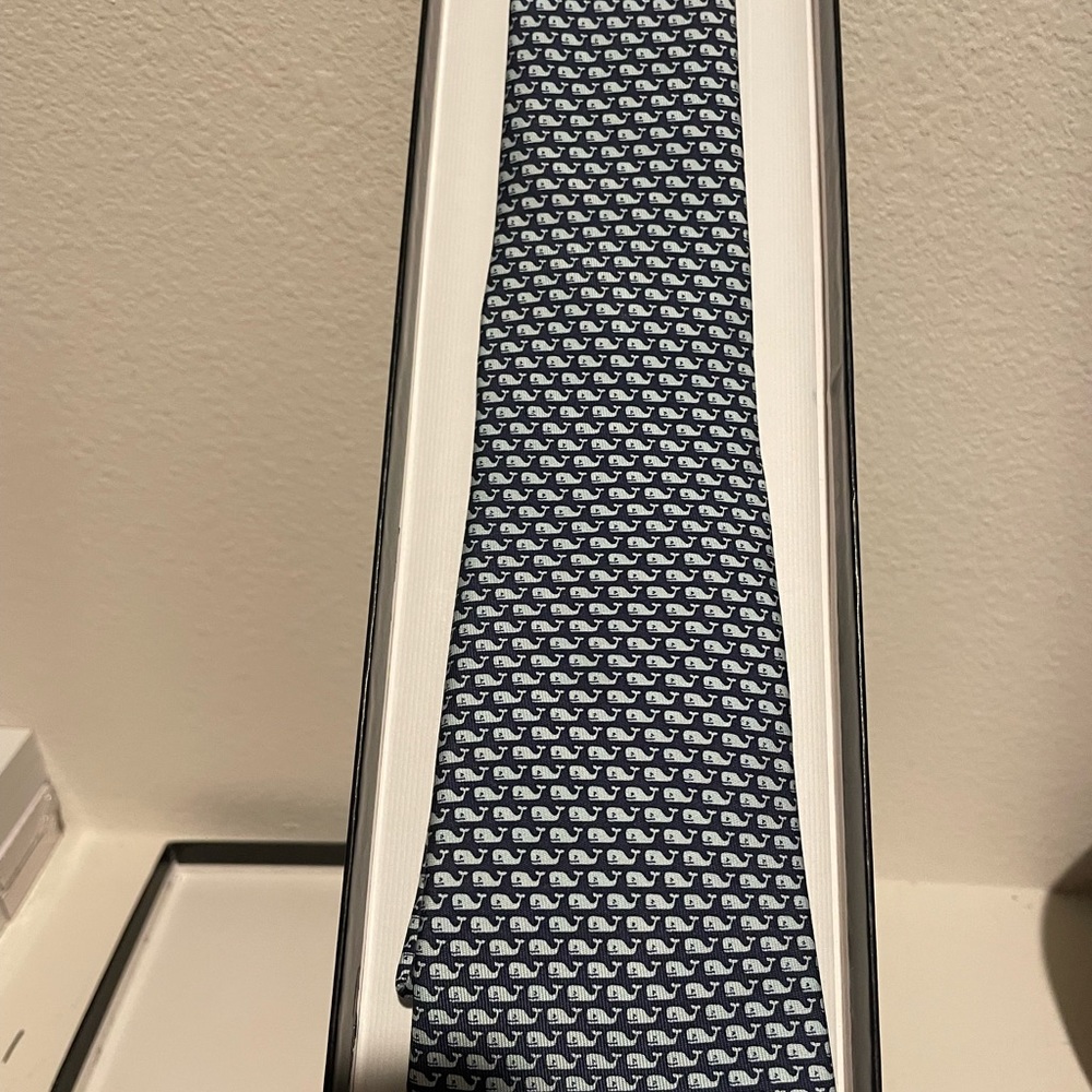 Teen Vineyard Vines Tie